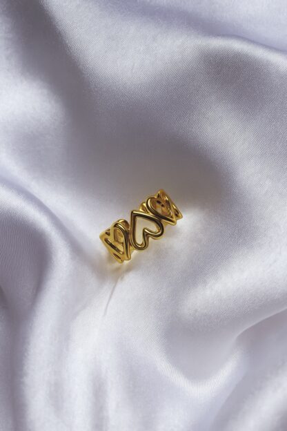 HEART RING